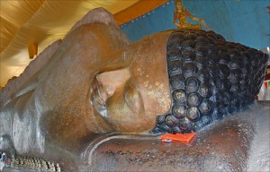 Bouddha couché à Phnom Kulen
